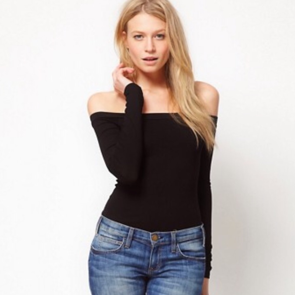 ASOS Off Shoulder Top - Picture 2 of 6